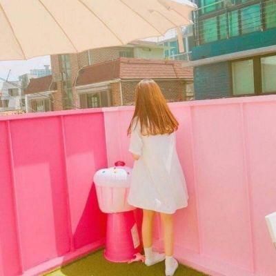 2023年最新头像女背影