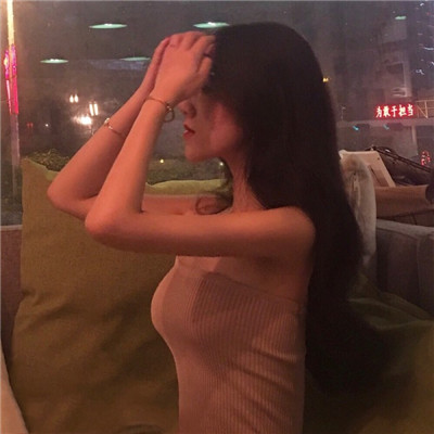女生头像锁骨高级质感 7