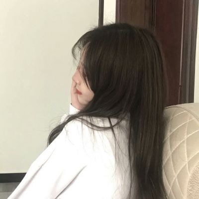 头像女生简约干净大气