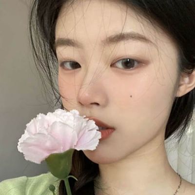温柔女头像ins风格 8