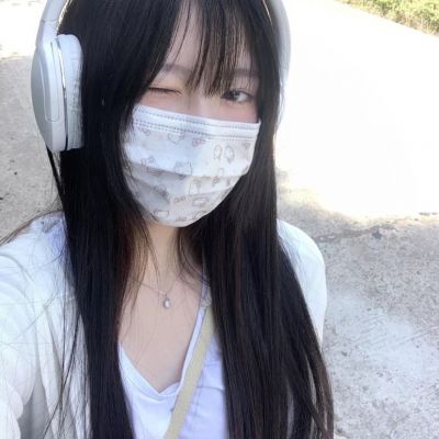 微信头像妈妈气质淡雅 1