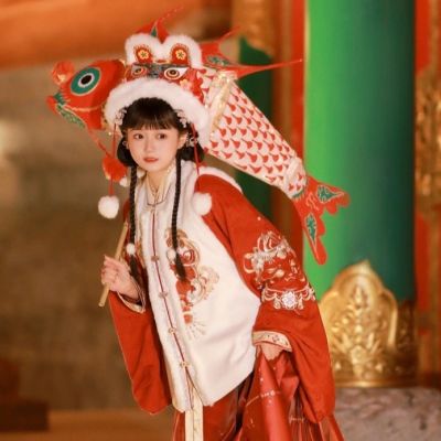 2023年跨年头像女红色系 2