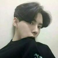 男生头像伤感 1
