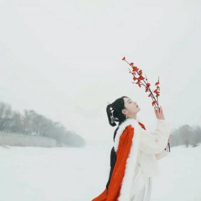 头像女生简单气质高级小重 2