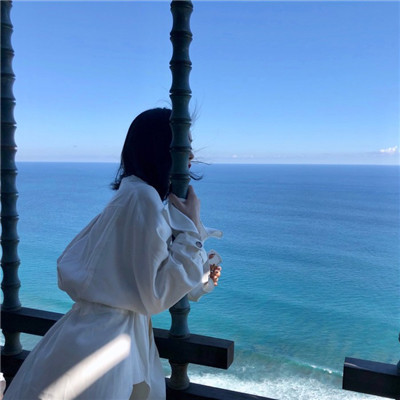 头像图片2023最火爆背影女 7