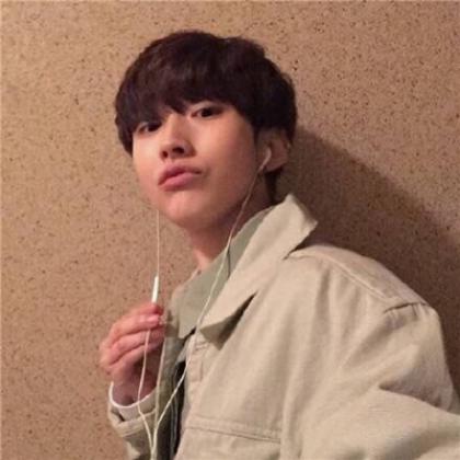 好看高级感头像男 4