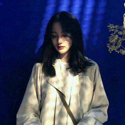 70后沉稳微信头像 1