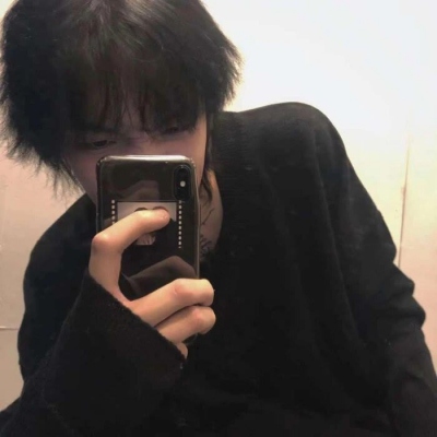 小众高级感的头像男大佬 4