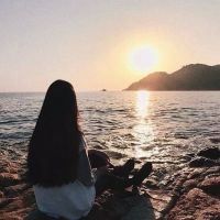 女生头像白底小图案 5