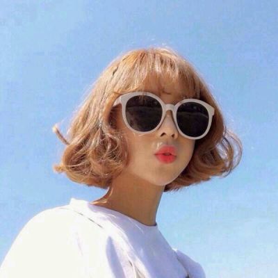 头像女霸气冷酷无情短发 6