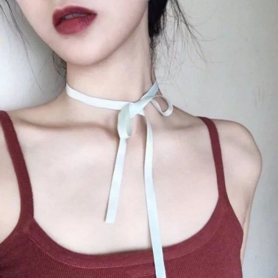 好看又丧女生头像下半身 1