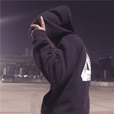 头像男生忧郁高级质感 5