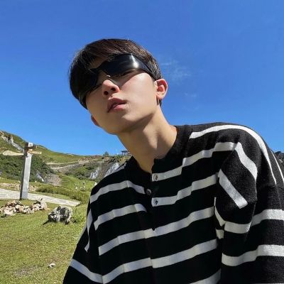 头像男成熟魅力 1