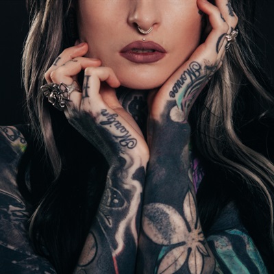 欧美女头像ins高级质感有纹身 4