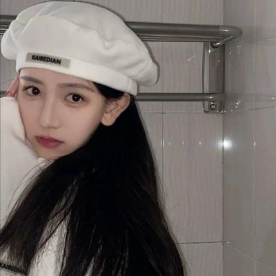真人头像女霸气挡脸 9