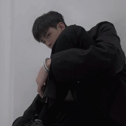 男生头像真人侧颜 1