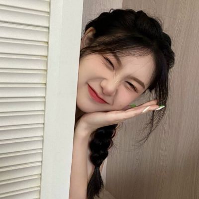 女孩头像清纯可爱真人