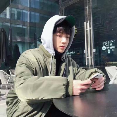 帅哥头像阳光帅气遮脸真人 1