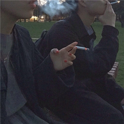 抽烟头像男 6