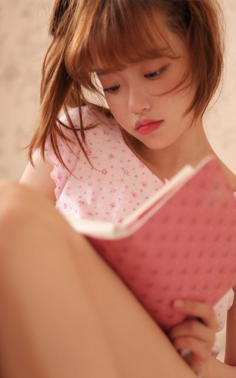 00后软妹美眉大眼朦胧清澈私房照 9