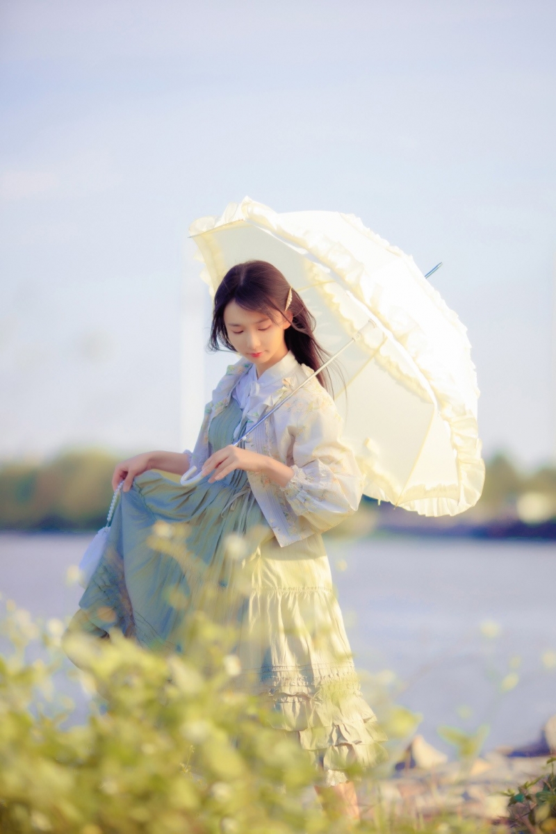 元气美女户外森系养眼写真摄影 5