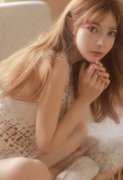 日韩美女柔情似水清纯写真摄影