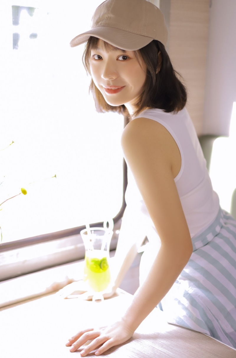 元气美女活力满满小清新图片 3