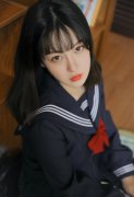 JK制服美女肤白貌美漂亮写真图