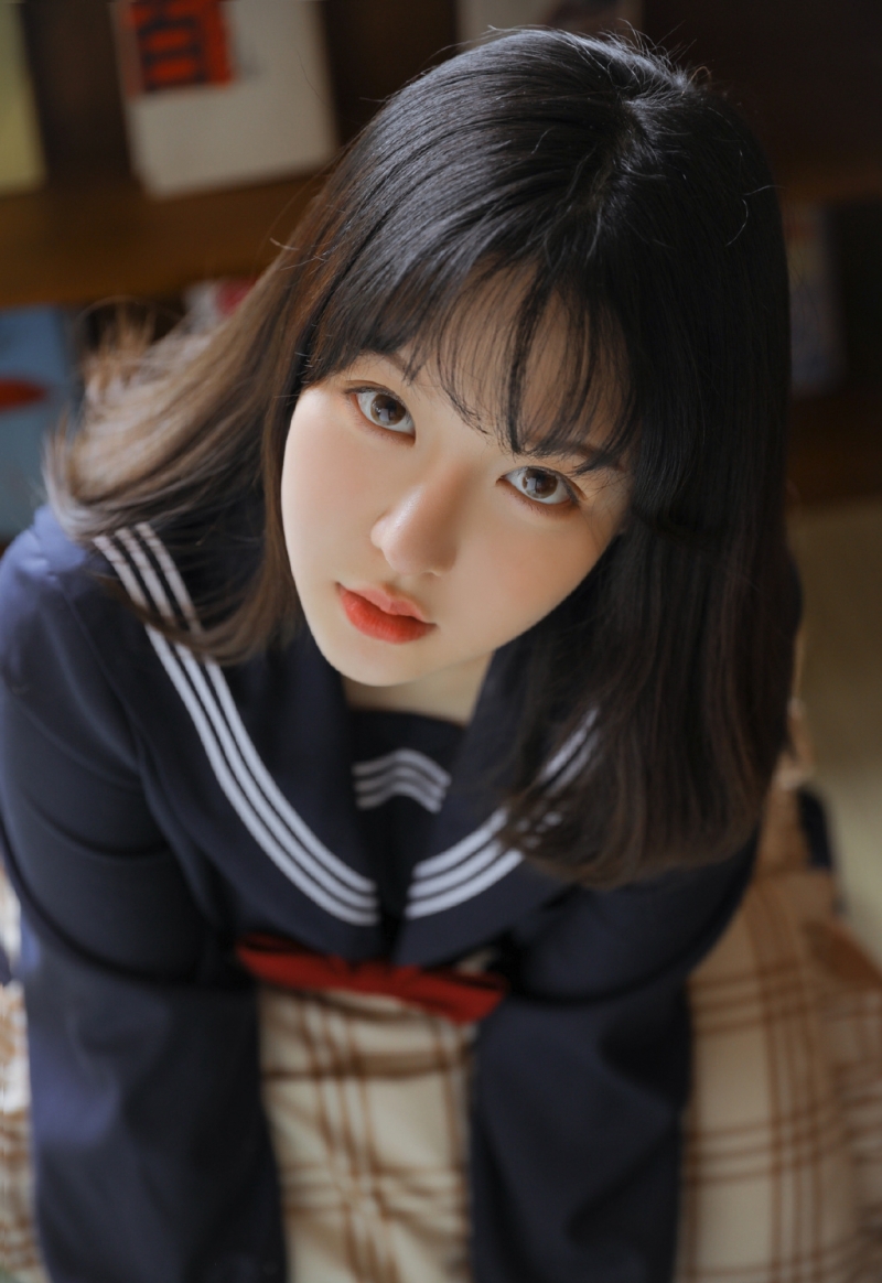JK制服美女肤白貌美漂亮写真图 4
