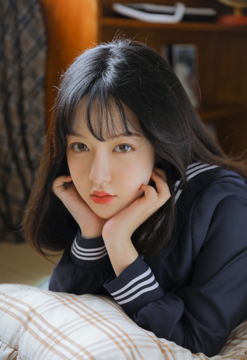 JK制服美女肤白貌美漂亮写真图 5