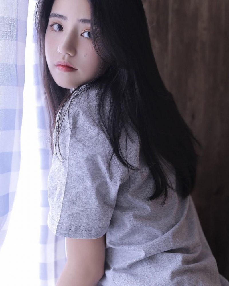 白净萌妹纸笑容甜美可爱图片 4