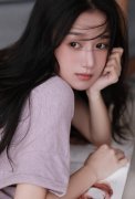 大眼美女粉嫩娇艳漂亮女生图片