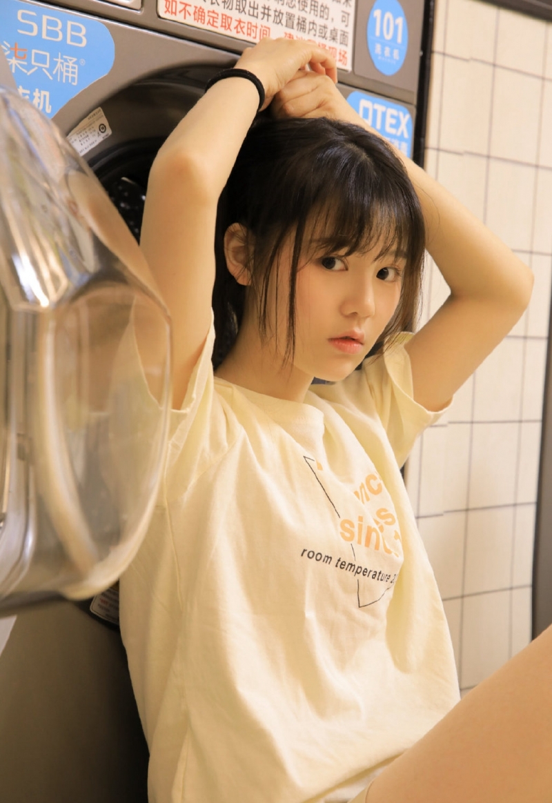 元气妹妹身姿曼妙迷人美女图片 4