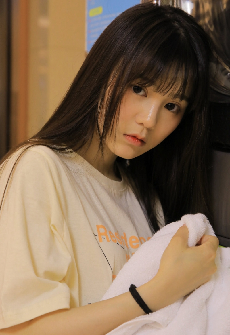元气妹妹身姿曼妙迷人美女图片 5