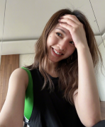 台湾美女明星杨丞琳运动服照片