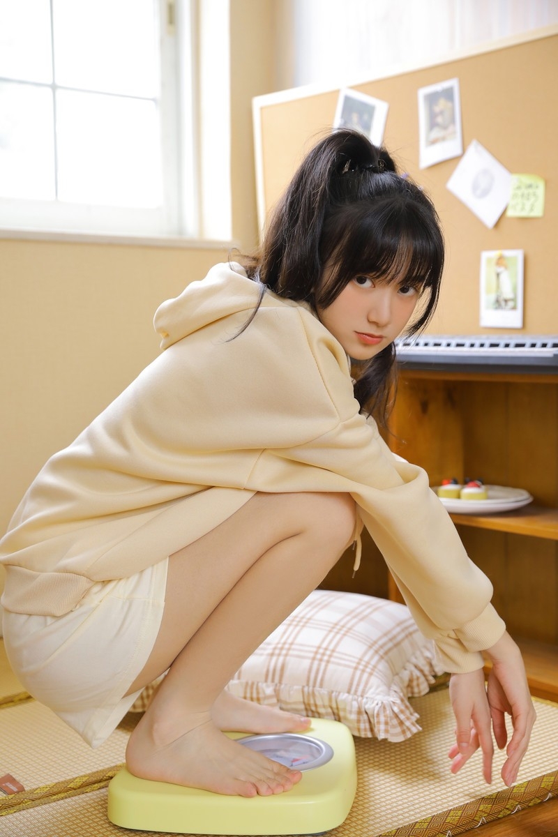 鹅蛋脸美女青春有活力写真摄影 5