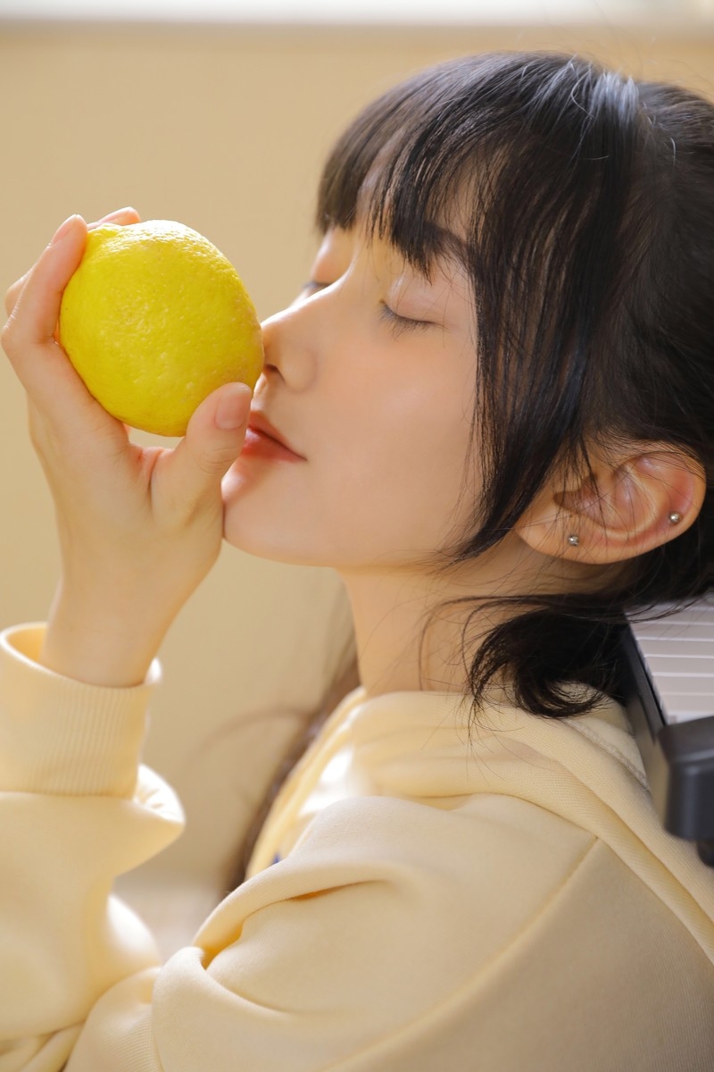 鹅蛋脸美女青春有活力写真摄影 6