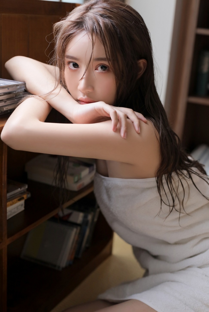 浴巾美人性感湿身诱惑美女辣图 3