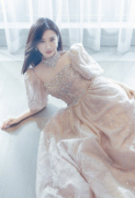 西安美女明星景甜礼服唯美图片