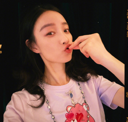中国美女演员倪妮自拍照图片 7