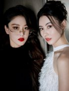 中国美女明星张馨予张柏芝合照怪好看的