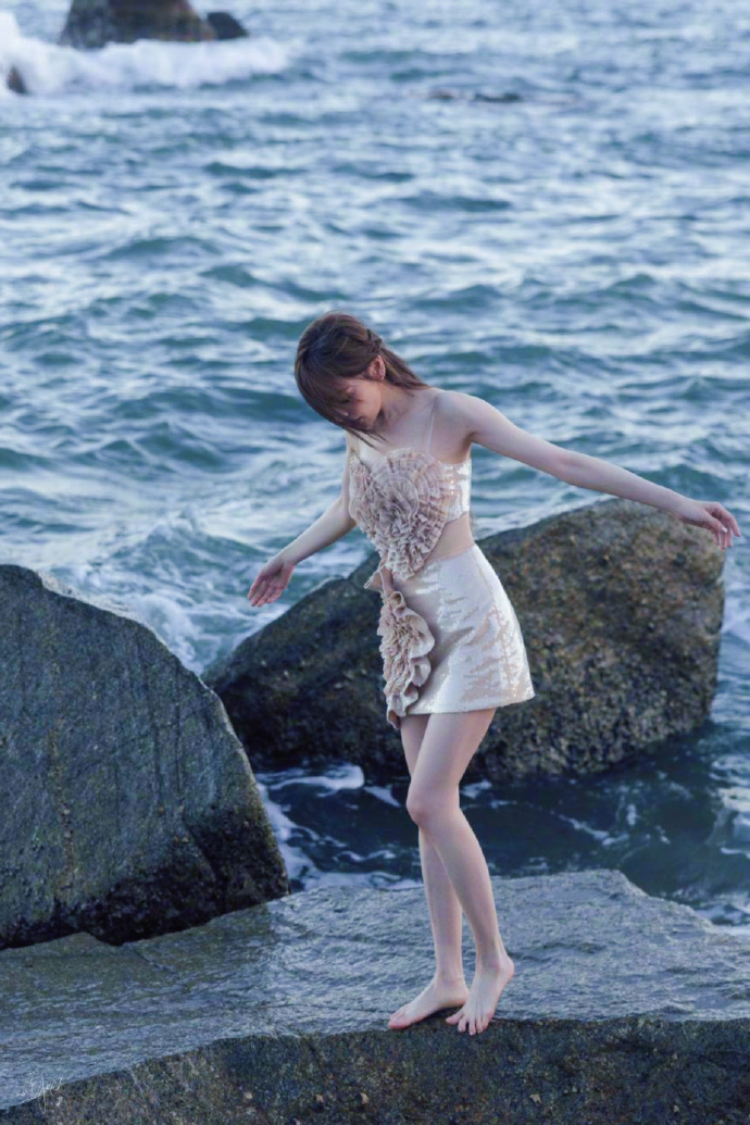 甜心教主王心凌海边写真图片我要看美女 3