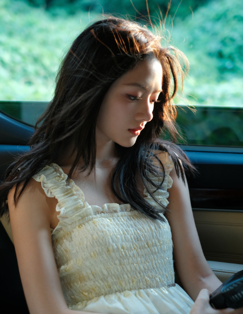 95后漂亮美女演员任敏未来可期图片 2