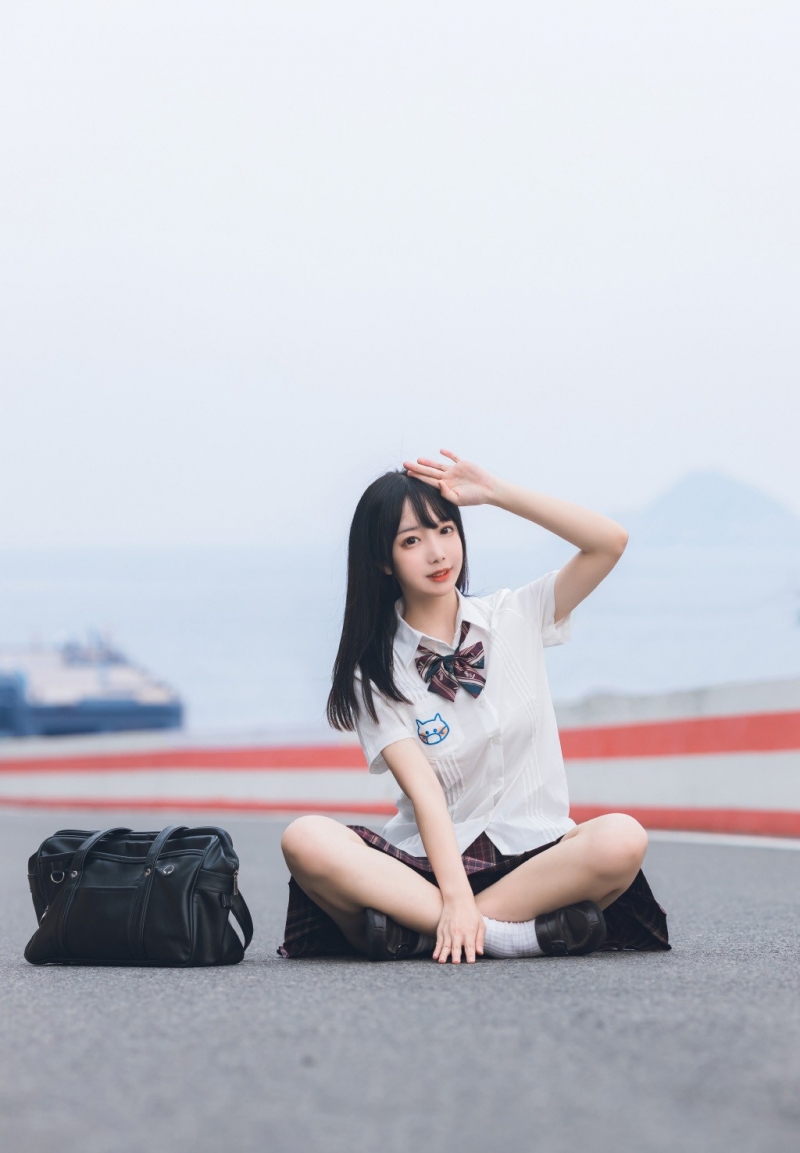 JK制服美女图片高清身姿窈窕曼妙女生图片 2
