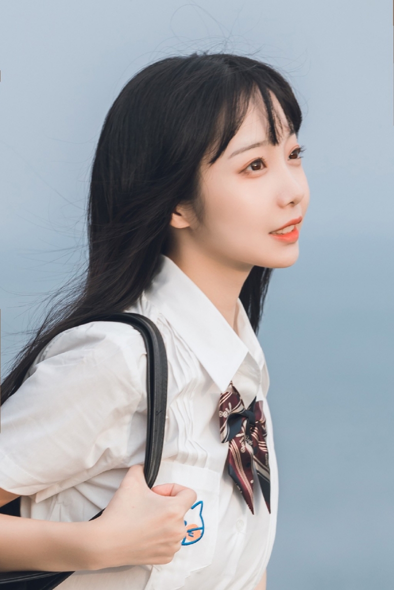 JK制服美女图片高清身姿窈窕曼妙女生图片 3