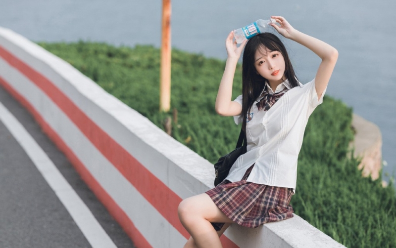 JK制服美女图片高清身姿窈窕曼妙女生图片 6