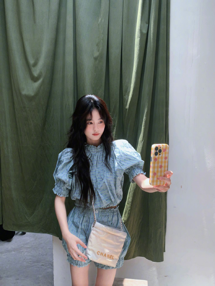处女座美女图片高清白鹿森系图片 2