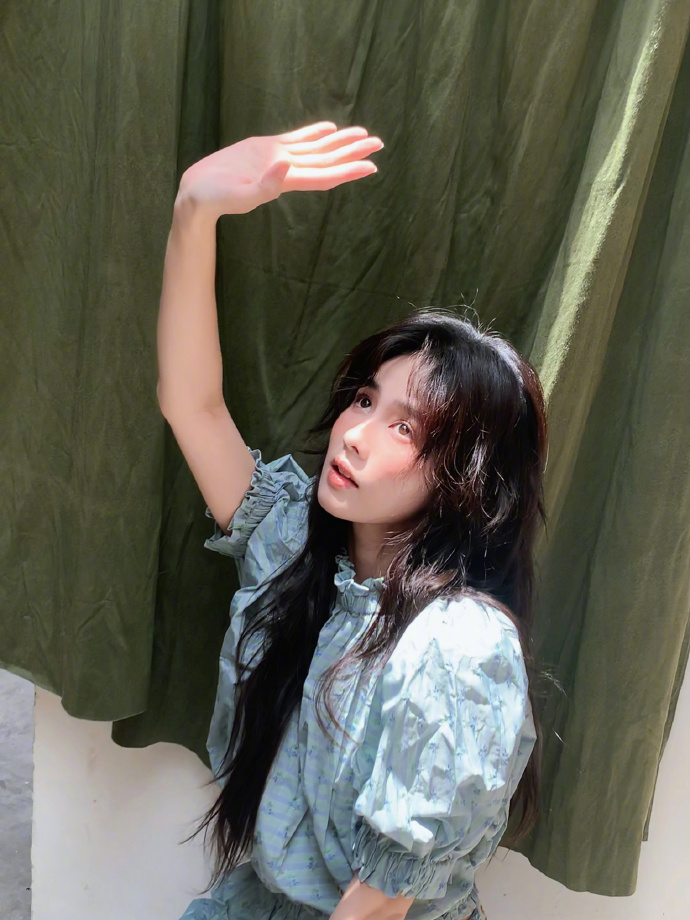 处女座美女图片高清白鹿森系图片 3