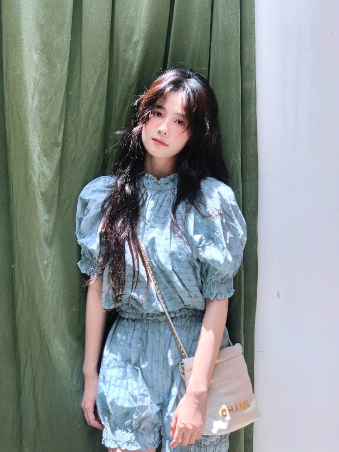 处女座美女图片高清白鹿森系图片 6