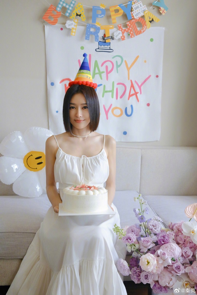 巨蟹座美女图片高清秦岚生日照图片 6